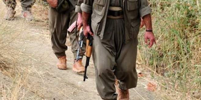 Askeri kışlaya hain saldırı!