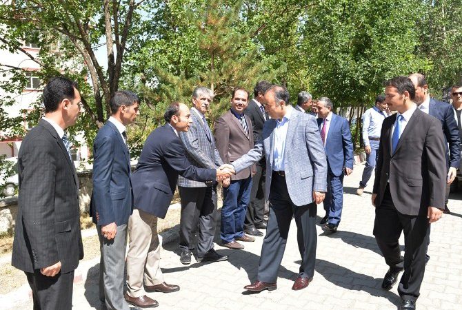 Erzurum Valisi Dr. Ahmet Altıparmak, Tekman ve Hınıs İlçelerinde incelemelerde