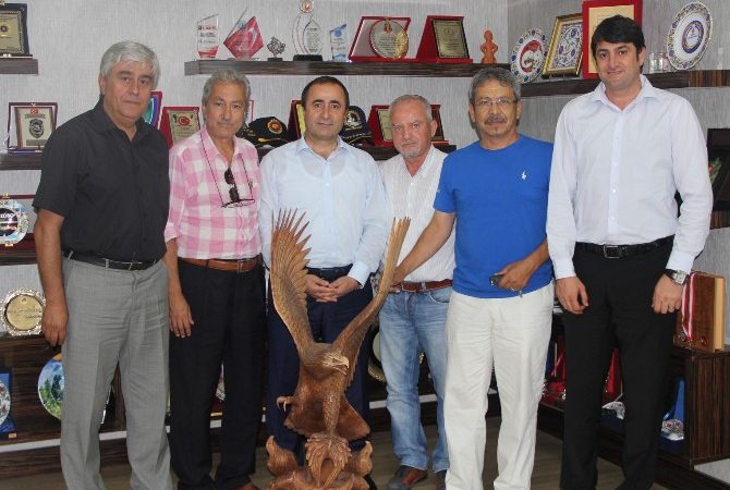 Türkiye Spor Yazarları Derneği (TSYD) Antalya Şubesi Başkanı Emin Demir