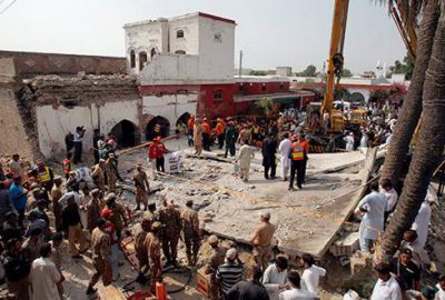 Pakistan’ı sarsan saldırı! İçişleri bakanı öldü