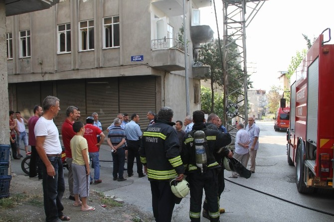 Samsun’da Ev Yangını Korkuttu