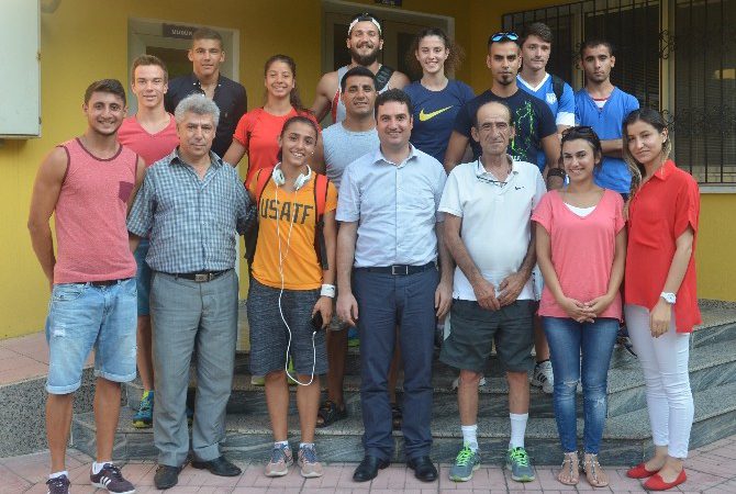 Adana Gençlik Hizmetleri ve Spor İl Müdürü Abdulkadir Ataşbak, Türkiye