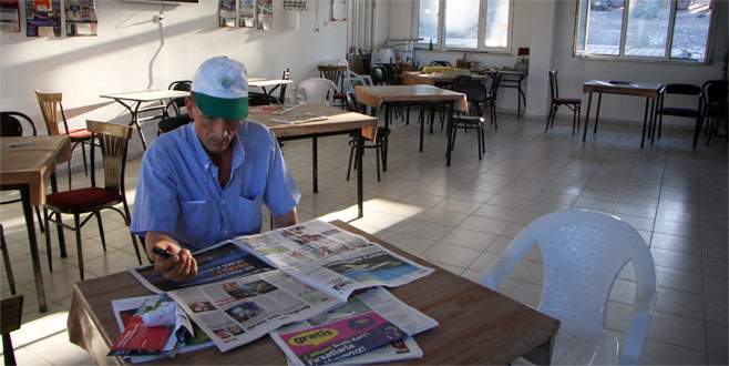 Köylü korkudan sokağa çıkamıyor