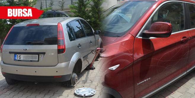 Lastikleri kesip, araçları çizdiler