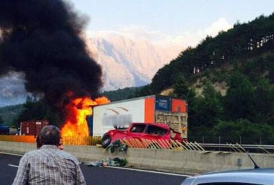 Katliam gibi kaza:5 ölü, 7 yaralı