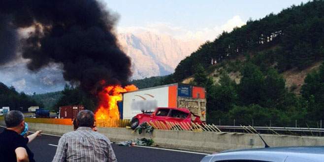 Katliam gibi kaza:5 ölü, 7 yaralı