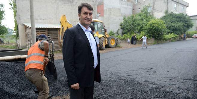 Osmangazi’de asfalt çalışmaları sürüyor