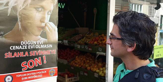 Bursa polisinden afişli uyarı