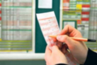 Kazanan kuponu cebinden çaldılar