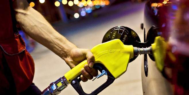 Bir indirim de motorine!