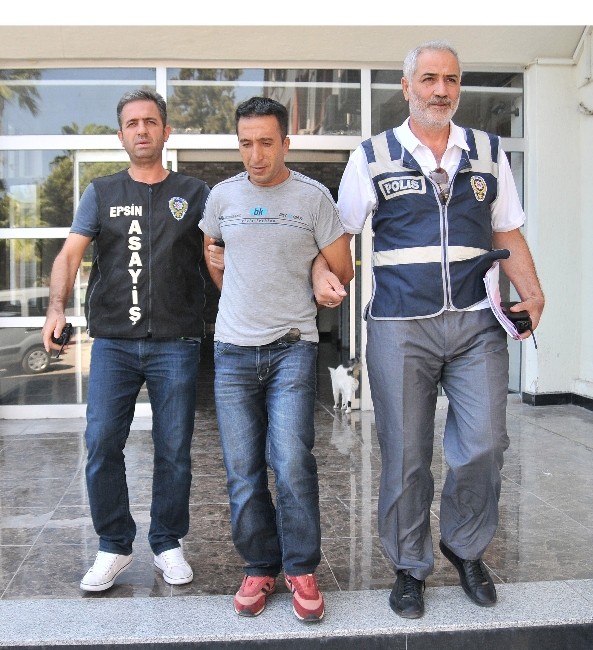 Karısını Bıçaklayan Zanlı Tutuklandı