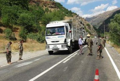 Yol kesen 5 terörist öldürüldü