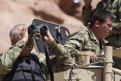 General Abdürreşit Dostum cephede