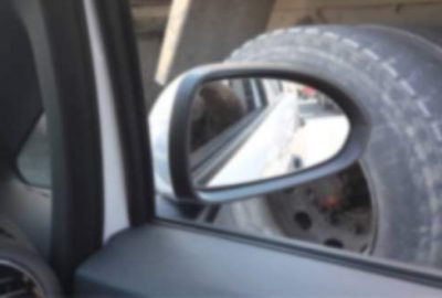 Freni boşalan otomobil eşini ezdi