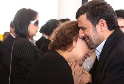 Ahmedinejad’a yolsuzluk suçlaması