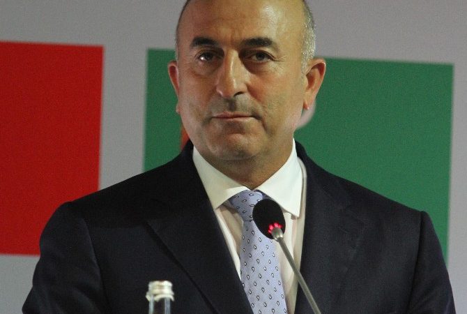Dışişleri Bakanı Mevlüt Çavuşoğlu, Libya’ya vize uygulamasının yeniden başlatılması ile