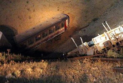 Yük trenine bombalı saldırı