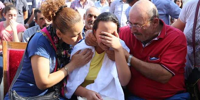 Şehidin kızı yürekleri yaktı! ‘Neredesin baba’