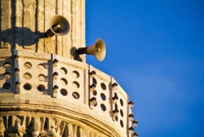 Sabah ezanına kendi yorumunu katan müezzine…