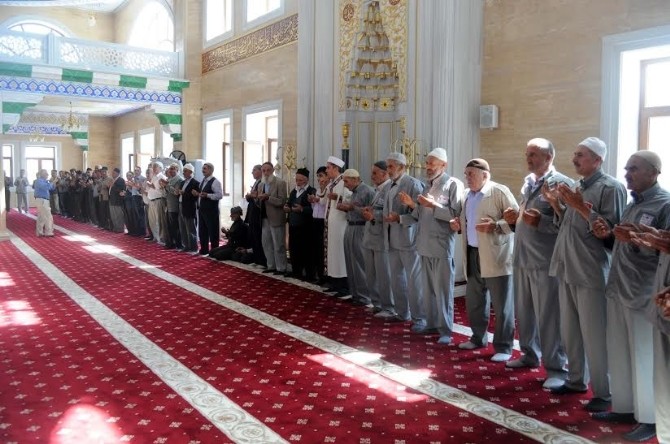 Hizan’da 18 Hacı Adayı Kutsal Topraklara Uğurlandı