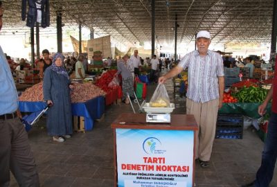 Semt Pazarlarına Tartı Kuruldu