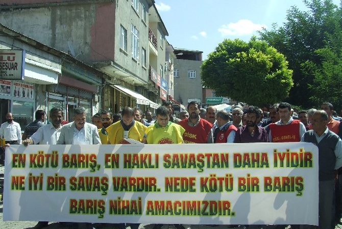 Muş’un Malazgirt ilçesinde, 1 Eylül Dünya Barış Günü dolayısı bir