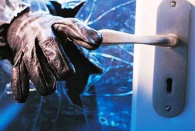 Çelik kasayı sürükleyerek götürdüler