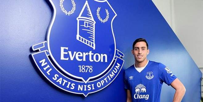 Everton’dan savunmaya takviye