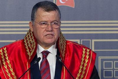 ‘Hukuk ihtiralara feda edilemez’