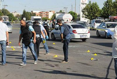 PKK polis aracını taradı: 1 şehit