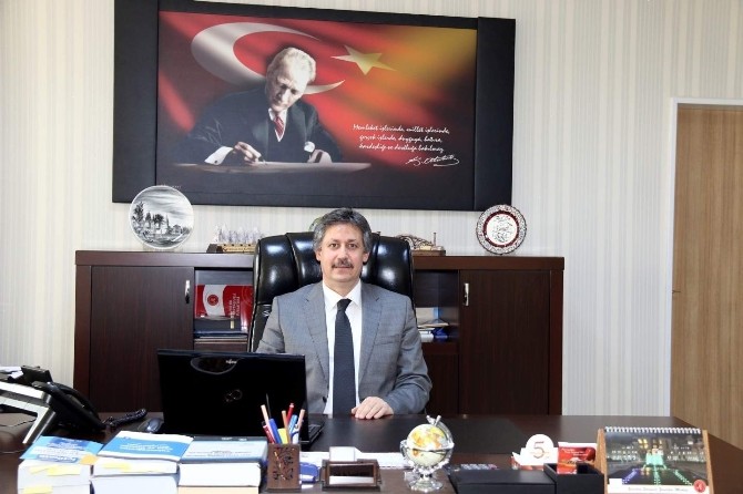 Prof. Dr. İsmail Bekci, Nehü İktisadi Ve İdari Bilimler Fakültesi Dekanlığına Atandı