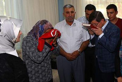 Başbakan Davutoğlu şehit ailelerini ziyaret etti