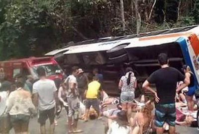Otobüs uçuruma yuvarlandı: 15 ölü, 66 yaralı