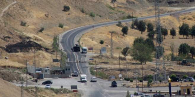 PKK’ya gıda götüren araçtan HDP’li vekil çıktı