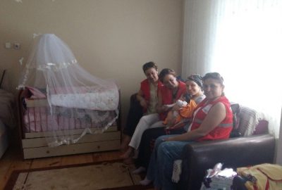 Heyelan Mağduru Minik Bulemnaz’a Kızılay’dan Şefkat Eli