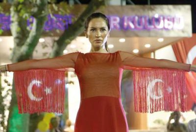 Alkışlar kraliçelere