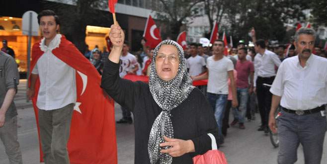 Bursa’da teröre lanet yağmaya devam ediyor