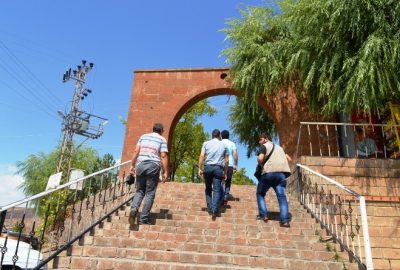 Abdurrahaman Gazi Türbesi Ziyaretçilerini Ağırlıyor