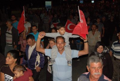 Lapseki’de Teröre Tepki Yürüyüşü