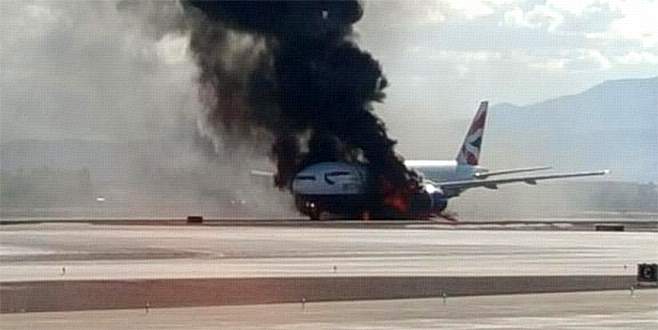 Motoru alev alan uçak alevler içinde kaldı
