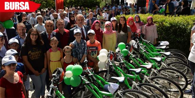 Şehit ve gazi çocuklarına bisiklet