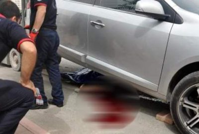 Kaza yapan otomobilden fırladı, başka otomobilin altında öldü