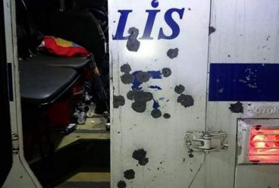 Zırhlı polis aracına saldırı! 2 polis memuru yaralandı