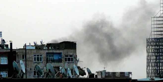 Yasak sonrası çatışma! 6 polis yaralandı