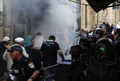 Mescid-i Aksa’ya baskın! Yaralılar var!