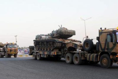 Tanklar ve zırhlı araçlar konuşlandırıldı!