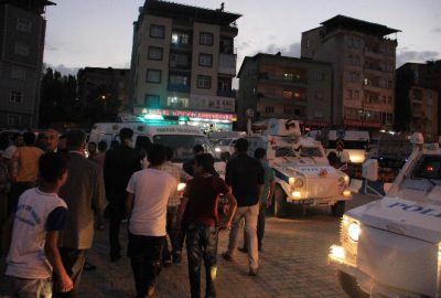 Hakkari Devlet Hastanesi Önünde Gerginlik