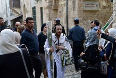 Yahudi yerleşimciler Mescid-i Aksa’ya girdi