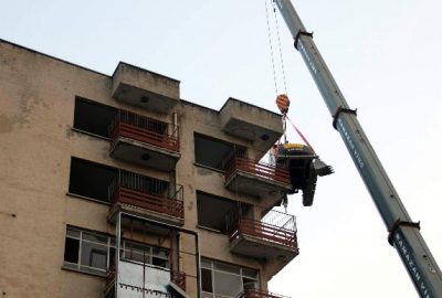 İş Makinesi Kuş Gibi Uçtu