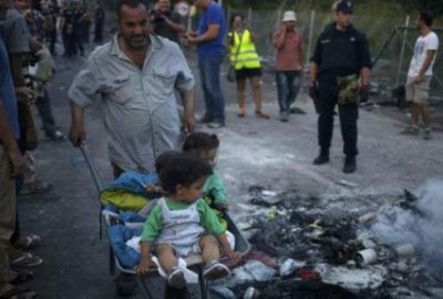 Macar polisi mülteci çocuğu kör etti